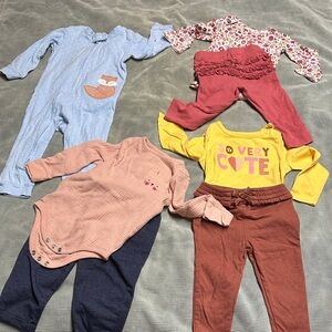 Baby Clothing Set with Fox and Heart Designs